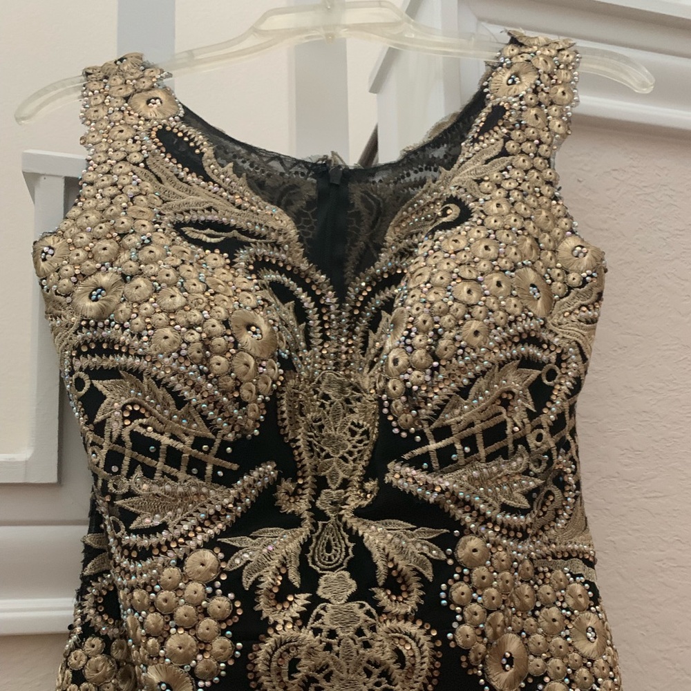 Black elegant dress